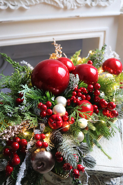 Red exclusive, świąteczny stroik LED na tacce