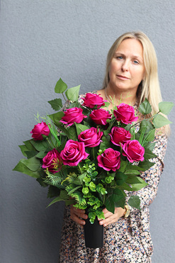 Fuksja Maria Kallas, bukiet nagrobny we wkładzie, dł.60cm 