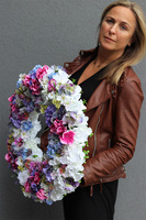  Czarujące Obłoki, ozdobny kwiatowy wianek