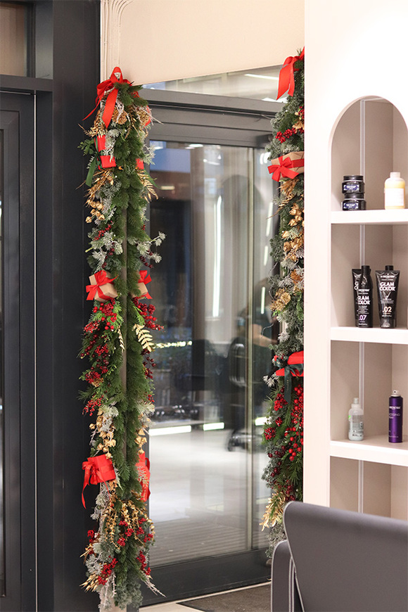 Xmas Gabinetto, girlanda świąteczna z prezentami