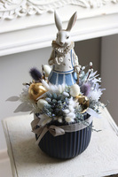 Paris, wielkanocny stroik z zającem