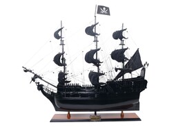Czarna Perła, ekskluzywny model statku pirackiego, wym.94x88.9x29cm 