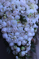 Miłość, wiązanka nagrobna w kształcie serca