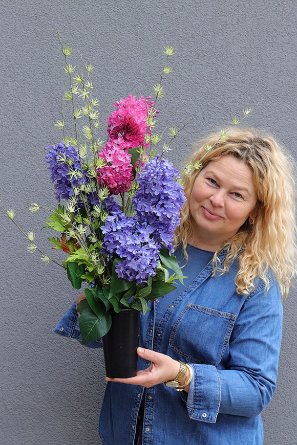  Bzy deluxe, bukiet nagrobny we wkładzie