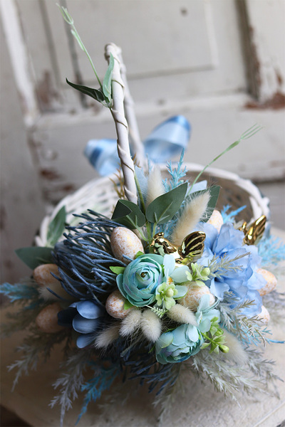 Blue Easter, komplet dekoracji wielkanocnych, wianek + koszyczek + świeca
