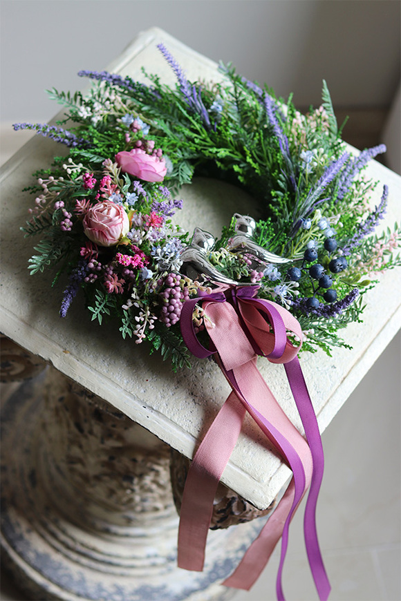 Bird Spring, wiosenny wianek z wrzosami