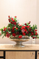 Polska Róża Grandioza, kompozycja kwiatowa w pucharze