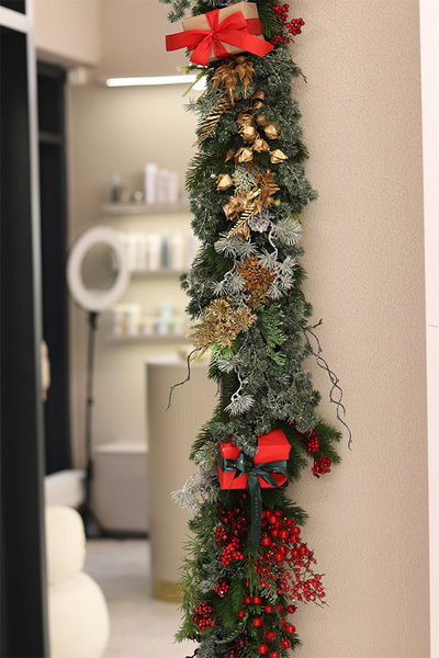 Xmas Gabinetto, girlanda świąteczna z prezentami