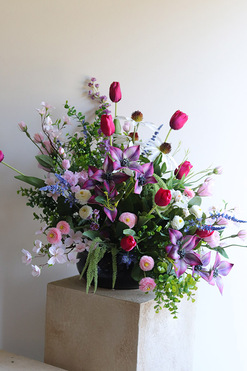 Moneni Pink, dekoracja nagrobna w misie, wym.47x70cm