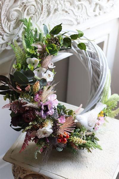 asymetryczny wiosenny wianek, Ptaszek na Gałęzi