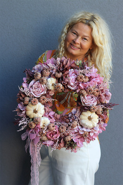 Jesienny Spokój, jesienny wianek z dyniami, rozp.45cm