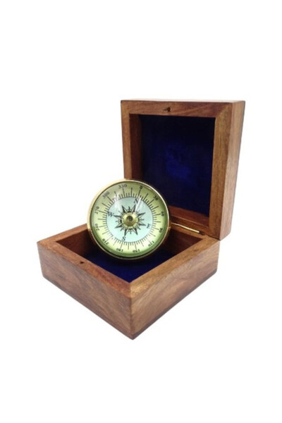 kompas soczewkowy / przycisk do papieru w pudełku o wym. 8.5x8.5x4.2cm