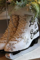 Łyżwy Figurowe, adwentowy stroik ze świecami w łyżwach