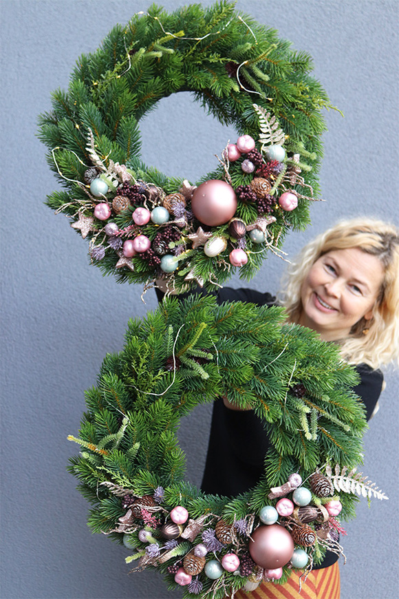 zimowy wianek pudrovy, Ewa, śr.48cm