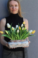 Tulipany Modern, wiosenna dekoracja z tulipanami