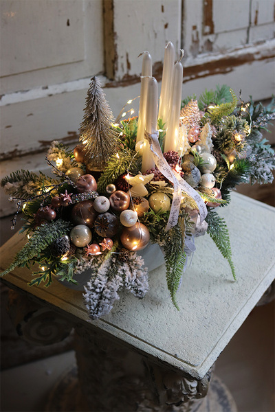 Mroźna Zima Laos, pudrowo-biały stroik adwentowy LED