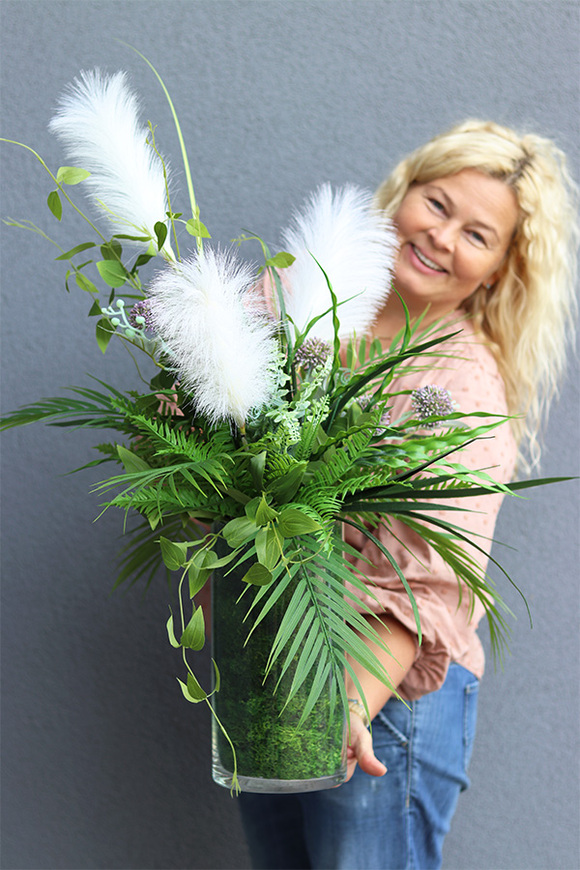 Green&White Henalla, kompozycja w szklanym wazonie