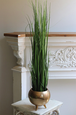 Lucida Grass, sztuczna trawa w złotej donicy, wys.104cm