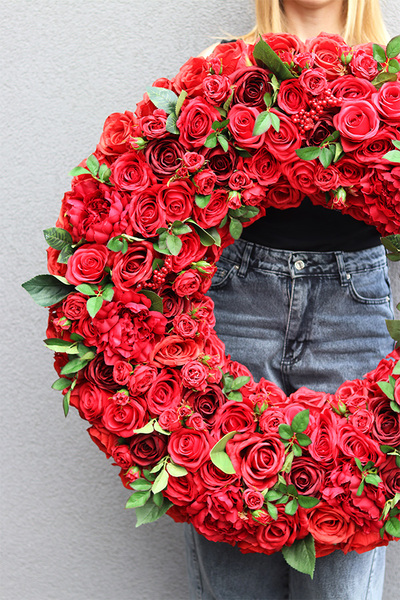 Red Home, duży czerwony wianek