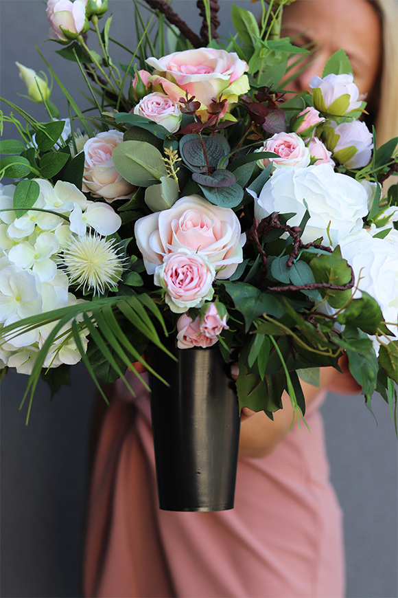 Rosanita, bukiet nagrobny we wkładzie