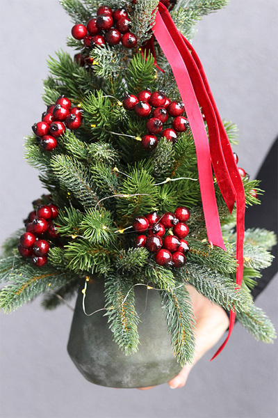 Dekorista, świąteczna choinka z jagodami