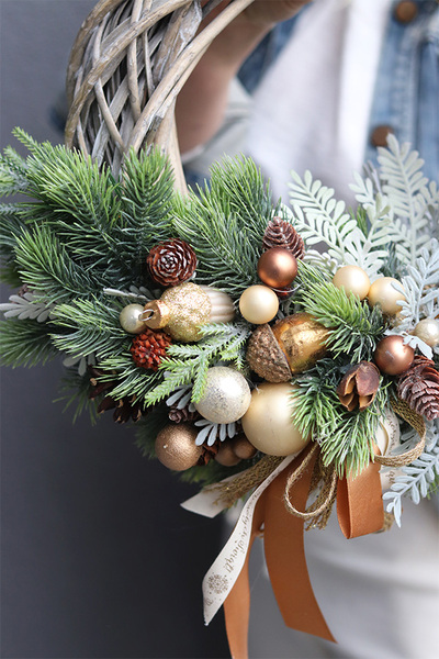 Golden Xmas, asymetryczny zimowy wianek