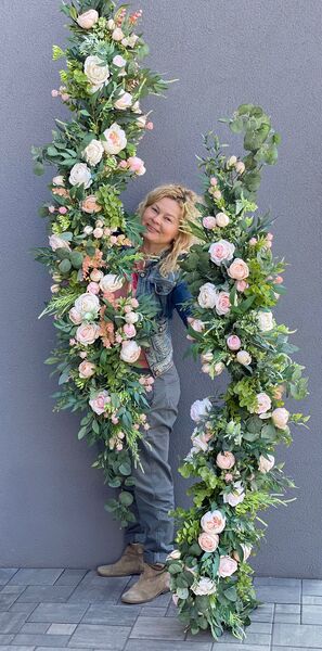 La Guel, kwiatowa girlanda dekoracyjna