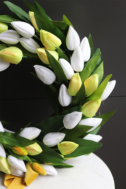 bardzo elegancki wianek z tulipanów, Witaj Wiosno Nova, śr.47cm  