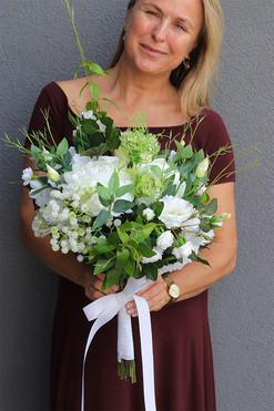 Malediwy White 3, kompozycja kwiatowa / bukiet, wym.40x60cm 