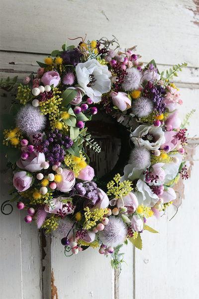 kolorowy wiosenny wianek z białymi makami, Pasteo, śr.30cm 