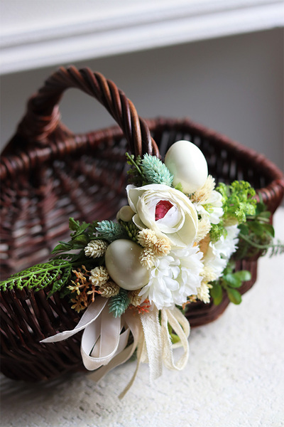 Brownie, dekorowany koszyczek wielkanocny