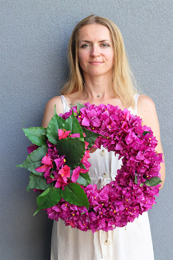 Bugenwilla, dekoracyjny różowy wianek, śr.40cm 