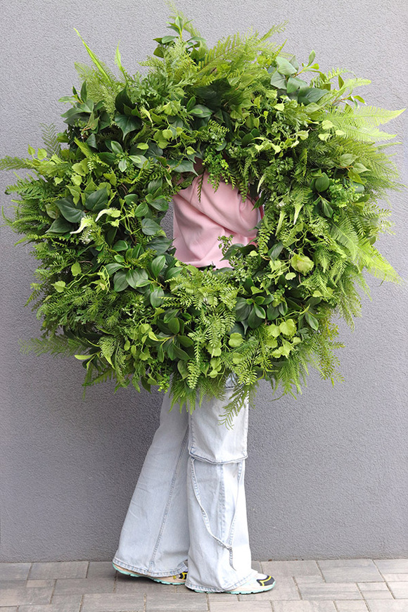 Tasmania Grandiosa, ogromny zielony wianek na ścianę