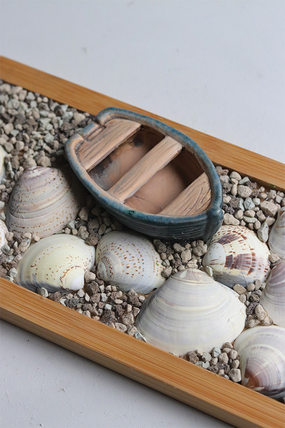 Kitchen Sea, marynistyczna dekoracja