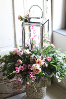 Angelo Garden Gerda, kompozycja nagrobna ze srebrnym lampionem, wys.65cm