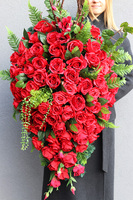 Red Premium, wiązanka nagrobna z różami