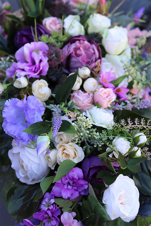 Nefryta, spływający bukiet nagrobny we wkładzie, wym.45x120cm