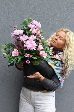 Chryzantemy Pink, bukiet nagrobny we wkładzie, dł.50cm