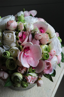 Hellissa Pink Orchid 3, bukiet kwiatów w szklanym wazonie