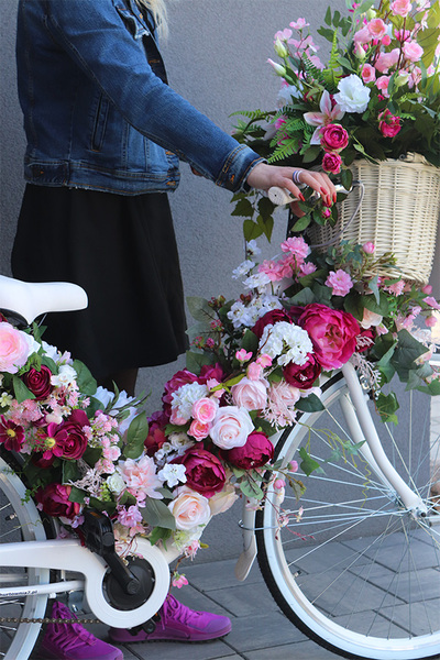 Bicycletta Terransja, kwiatowa dekoracja roweru 