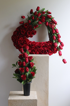 Lovely Red, komplet dekoracji nagrobnych, wieniec + bukiet