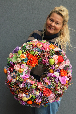 Peralia, bogaty wianek dekoracyjny, śr.45cm 