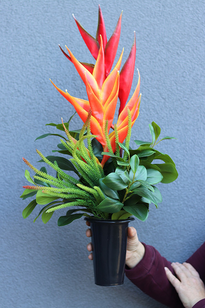 Crowne Helikonia, bukiet nagrobny we wkładzie