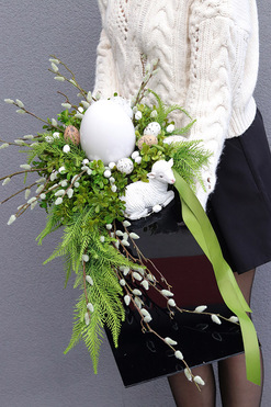 Easter New Design, dekoracja nagrobna na czarnej podstawie, wym.70x25cm