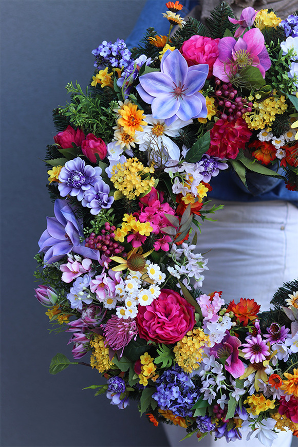 Kolorone, wiosenny wianek na drzwi