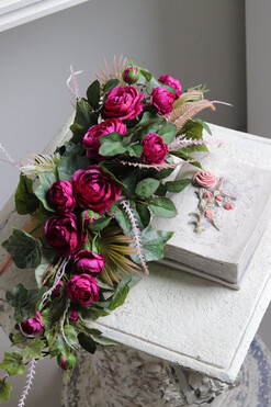 Amarant Bookstory, dekoracja nagrobna z księgą, wym.24x45cm 