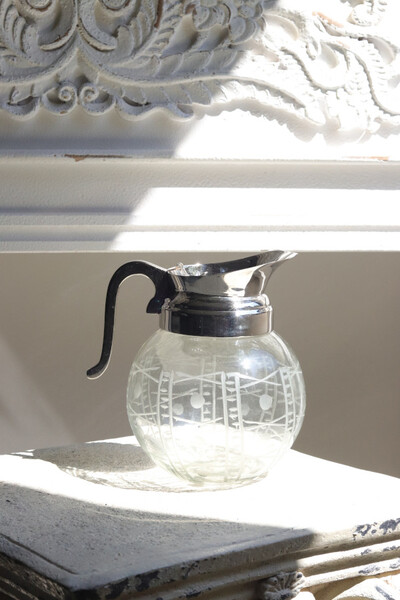 Glamour niklowany pękaty dzbanek z pokrywką, wys.19x20cm