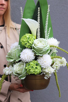 Kalla Elegance, kompozycja kwiatowa w naczyniu