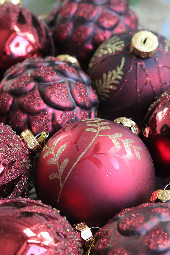 Red Forest, szklane bombki w pudełku