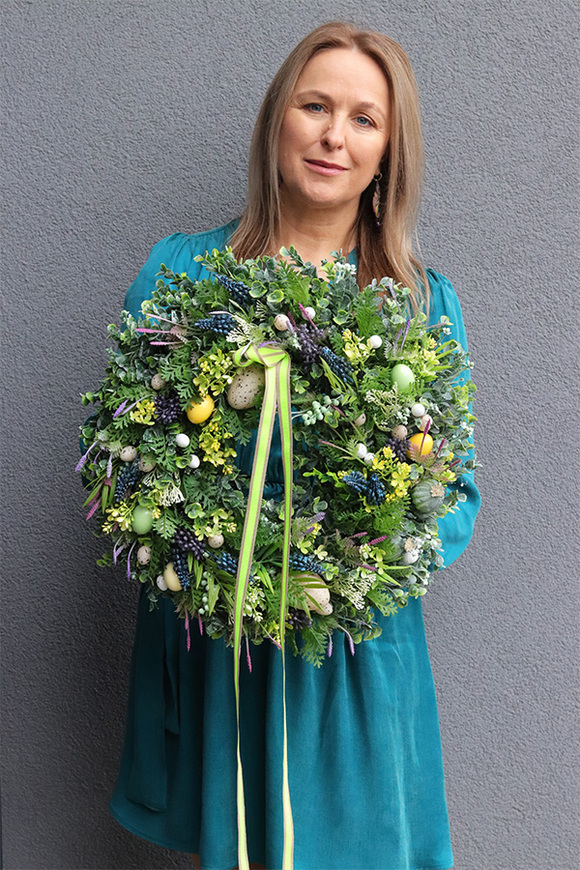 Wielkanocna Melodia, wielkanocny wianek na drzwi z jajkami	